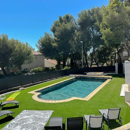 With Pool Near The In בית נופש